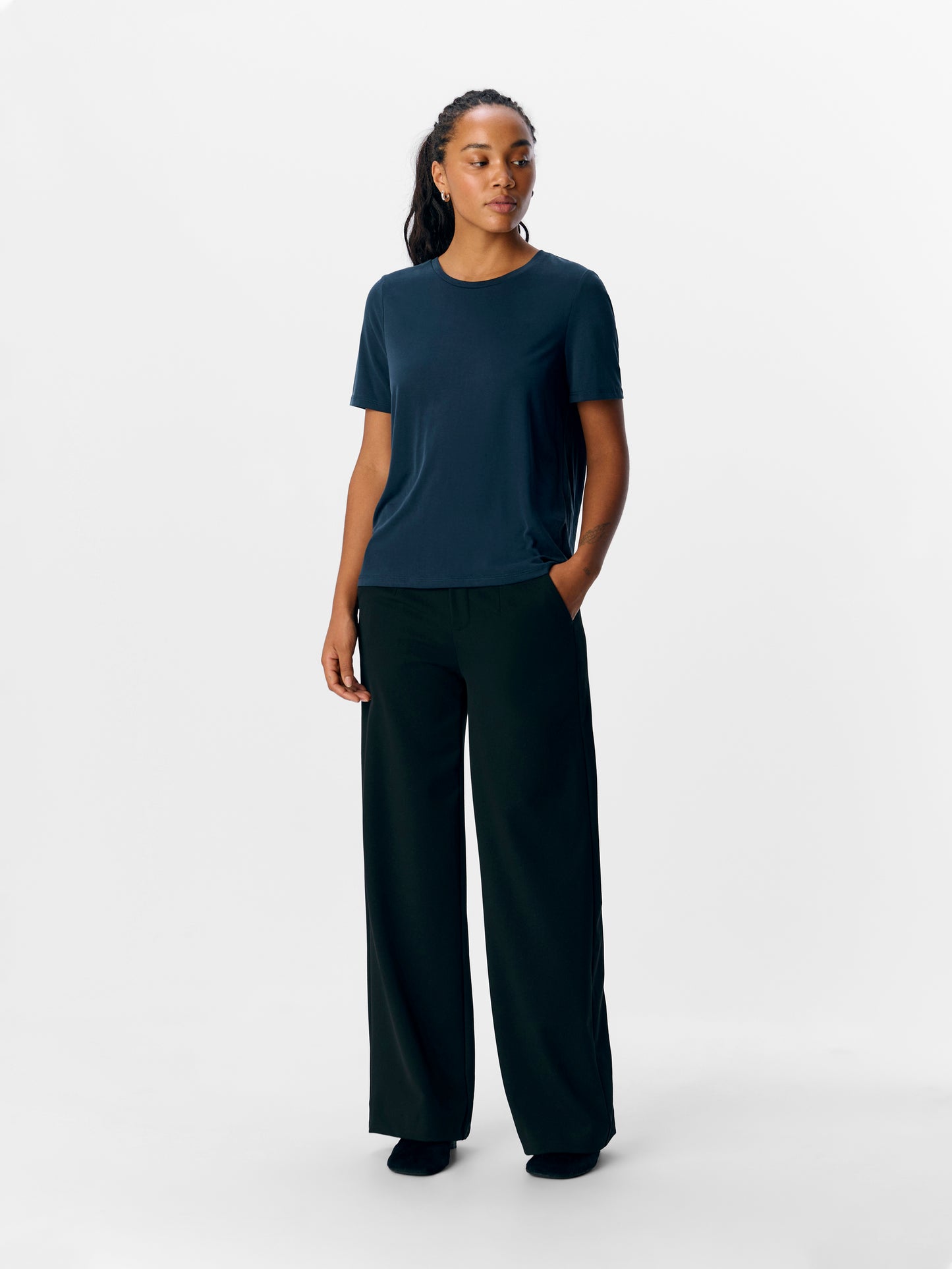 OBJECT T-SHIRT ANNIE SKY CAPTAIN
