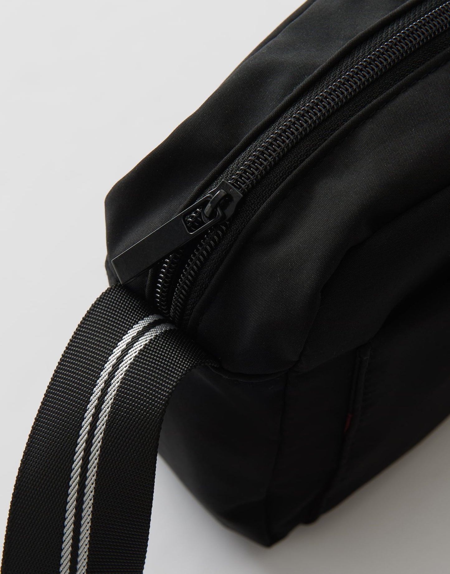 OPUS TAS ABRITTA BLACK