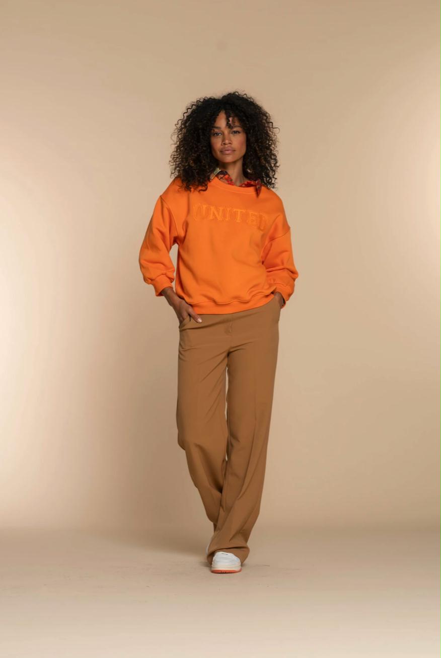 GEISHA SWEATER OVERSIZED GRAPHIC PRINT ORANJE