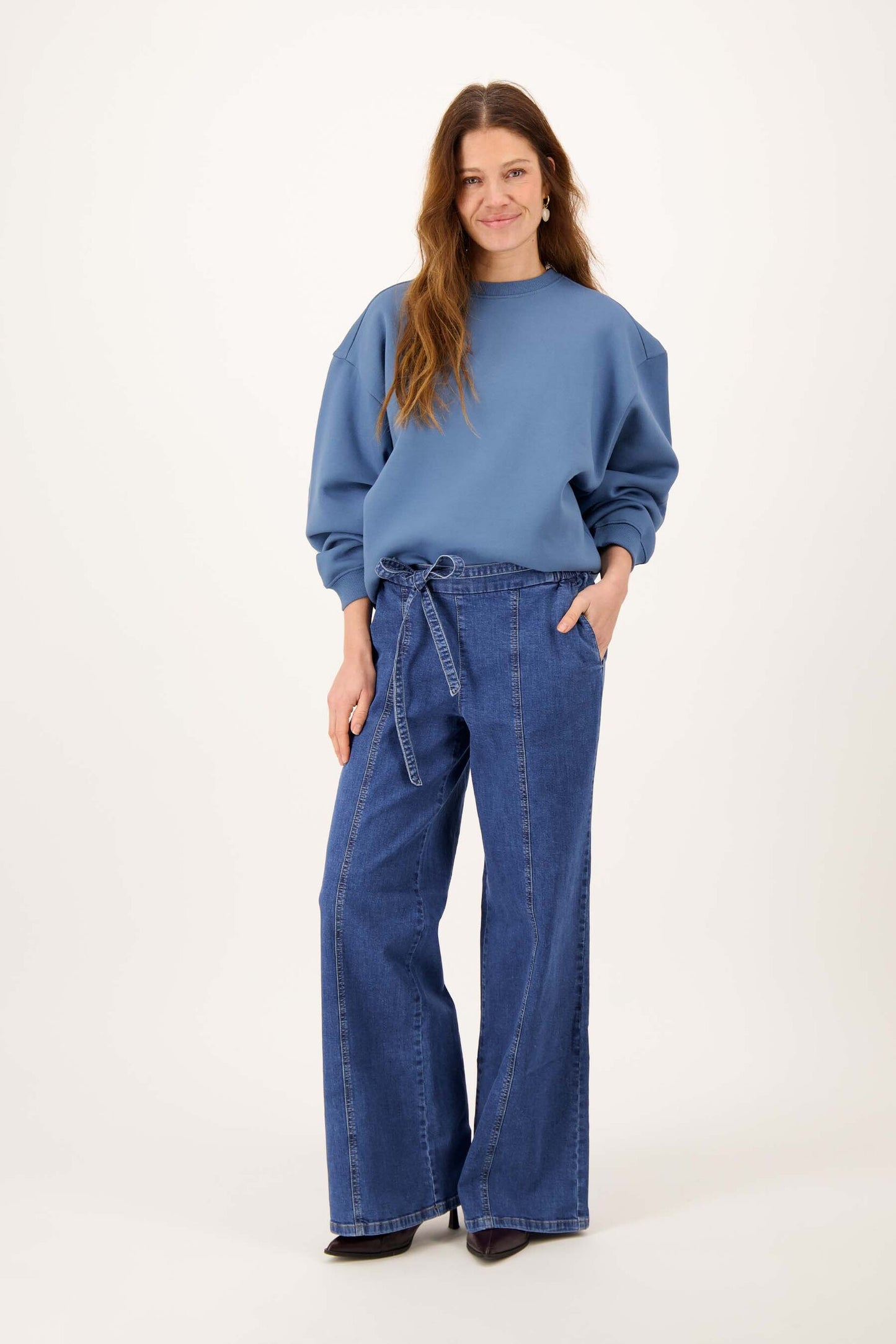 ZUSSS SWEATER MET TEKST OCEAN BLUE