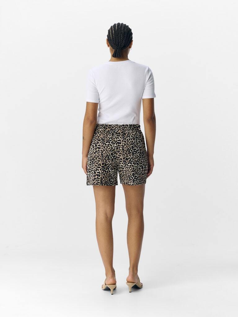 OBJECT SHORT ALBA HUMUS/LEOPARD