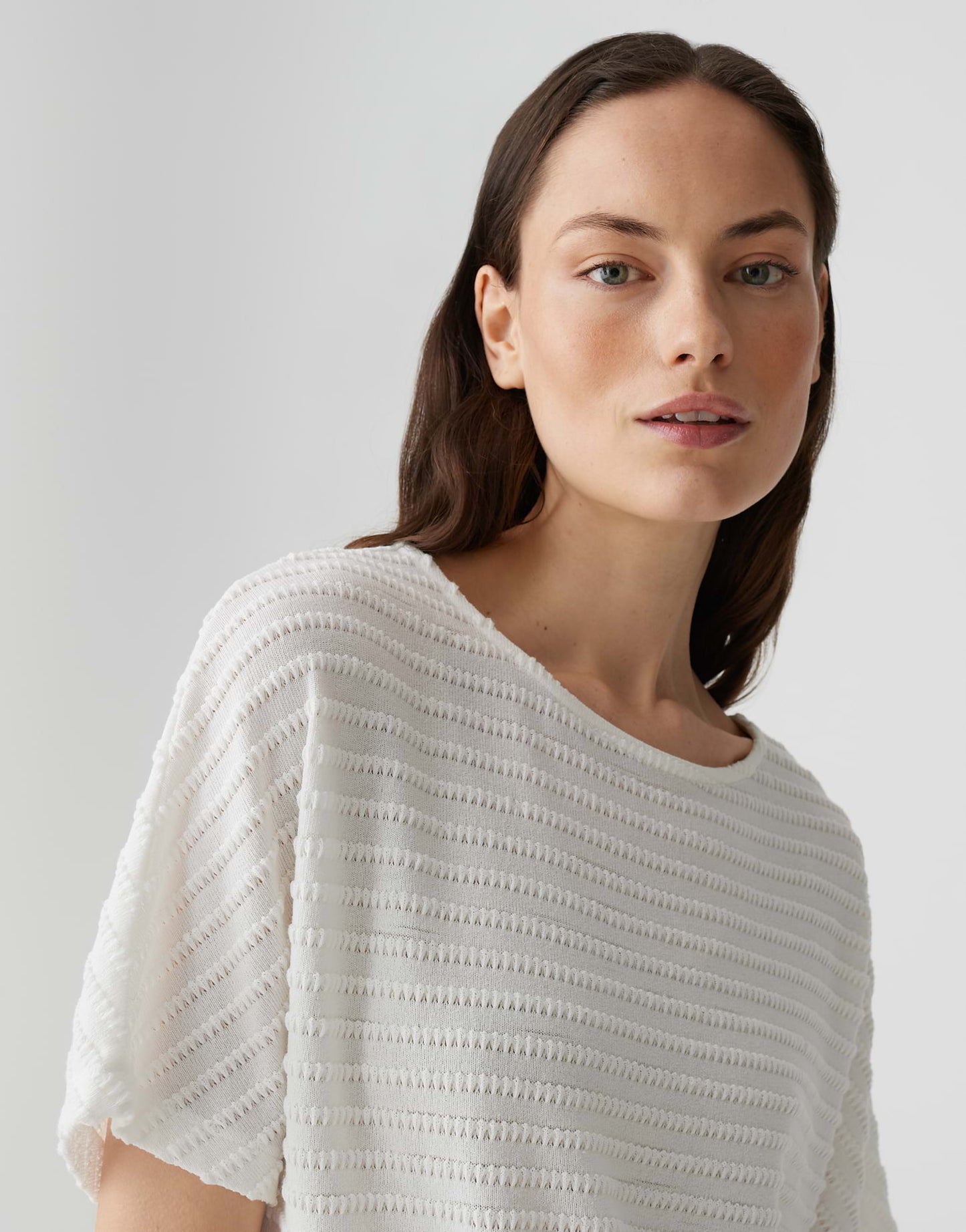 OPUS TOP SARONJI PARIS MILK
