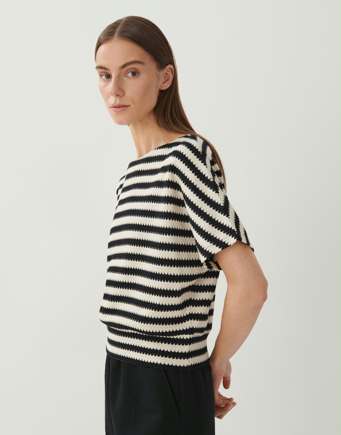 SOMEDAY TOP USELLA BLACK
