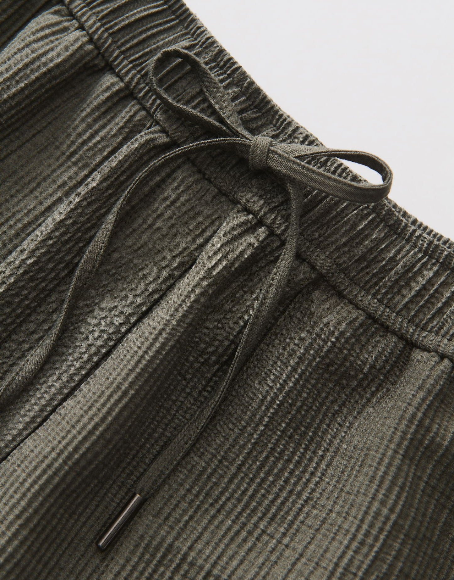 OPUS SHORT MELANE OLIVE LEAF