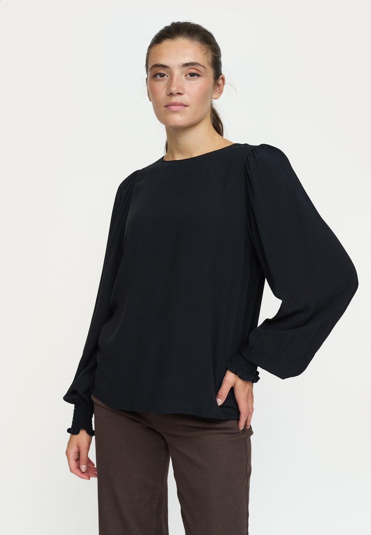 SOFT REBELS TOP MAIA BLACK