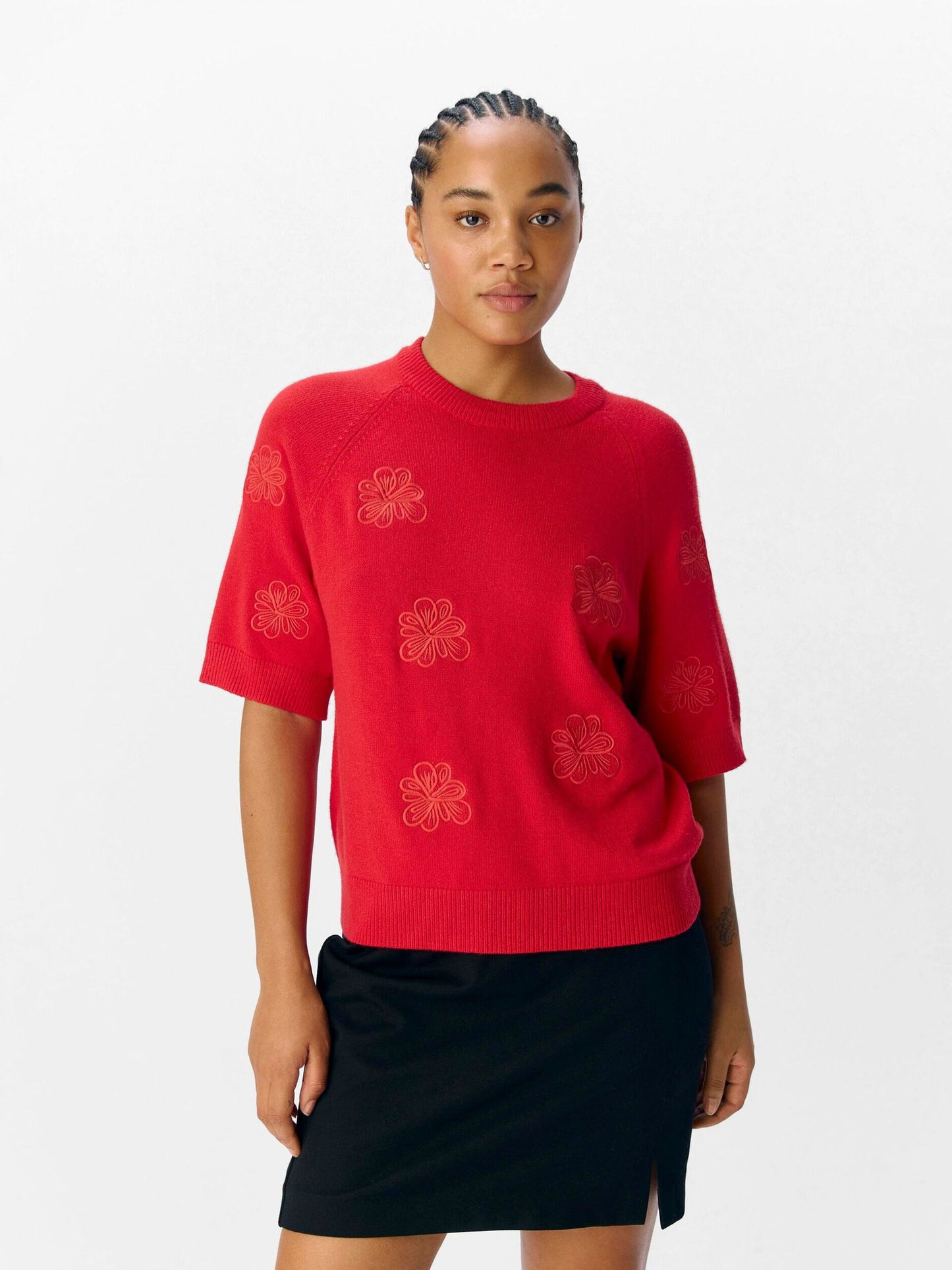 OBJECT TOP LANEY BARBADOS CHERRY/EMB DETAILED FLOWER