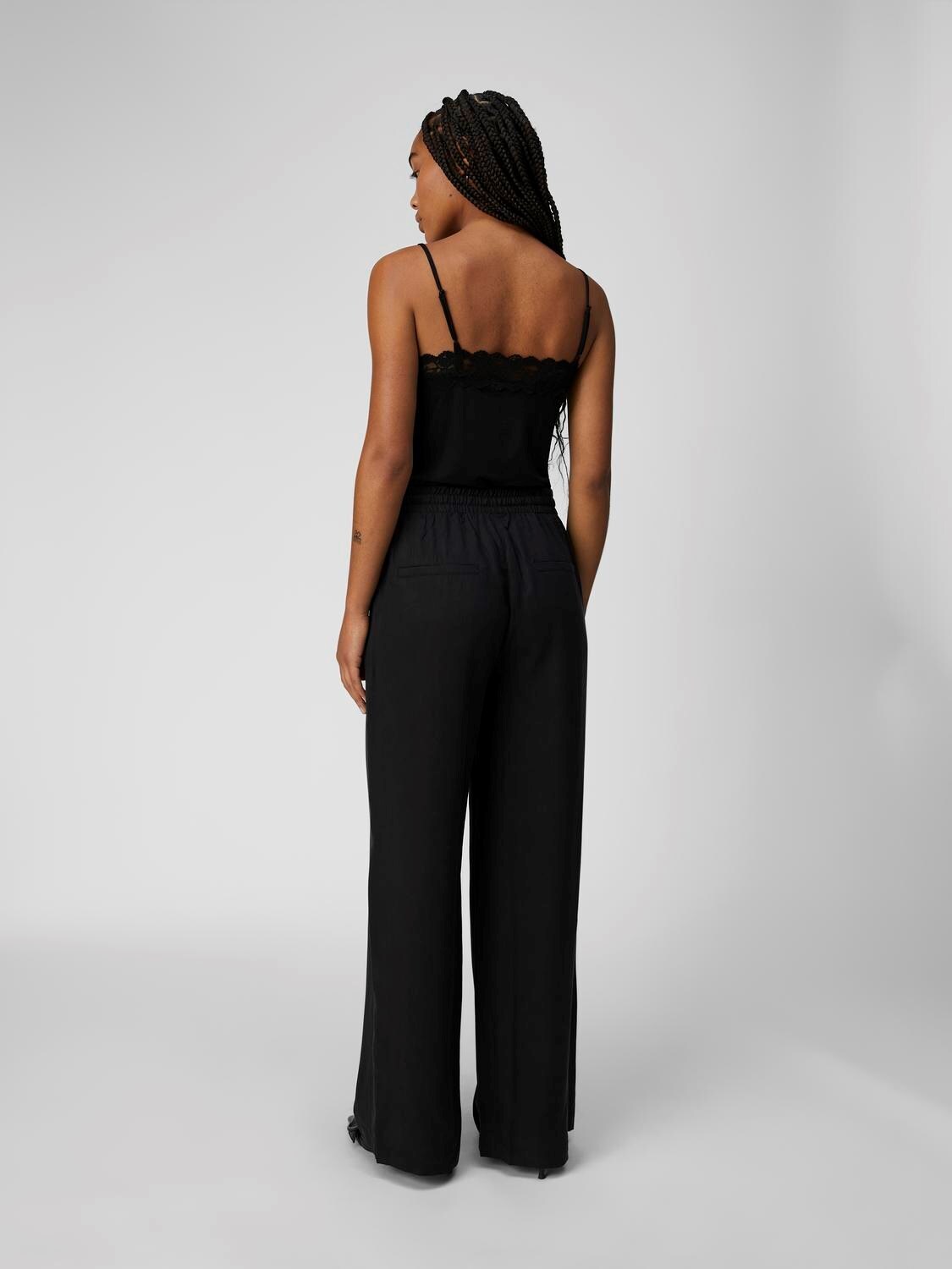 OBJECT TOP LEENA LACE BLACK