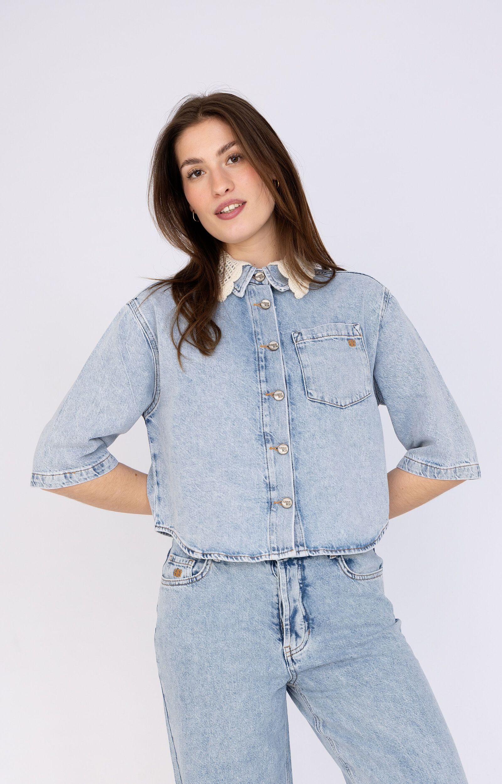 ANNA BLUE JACK SHORTY DENIM SOLID