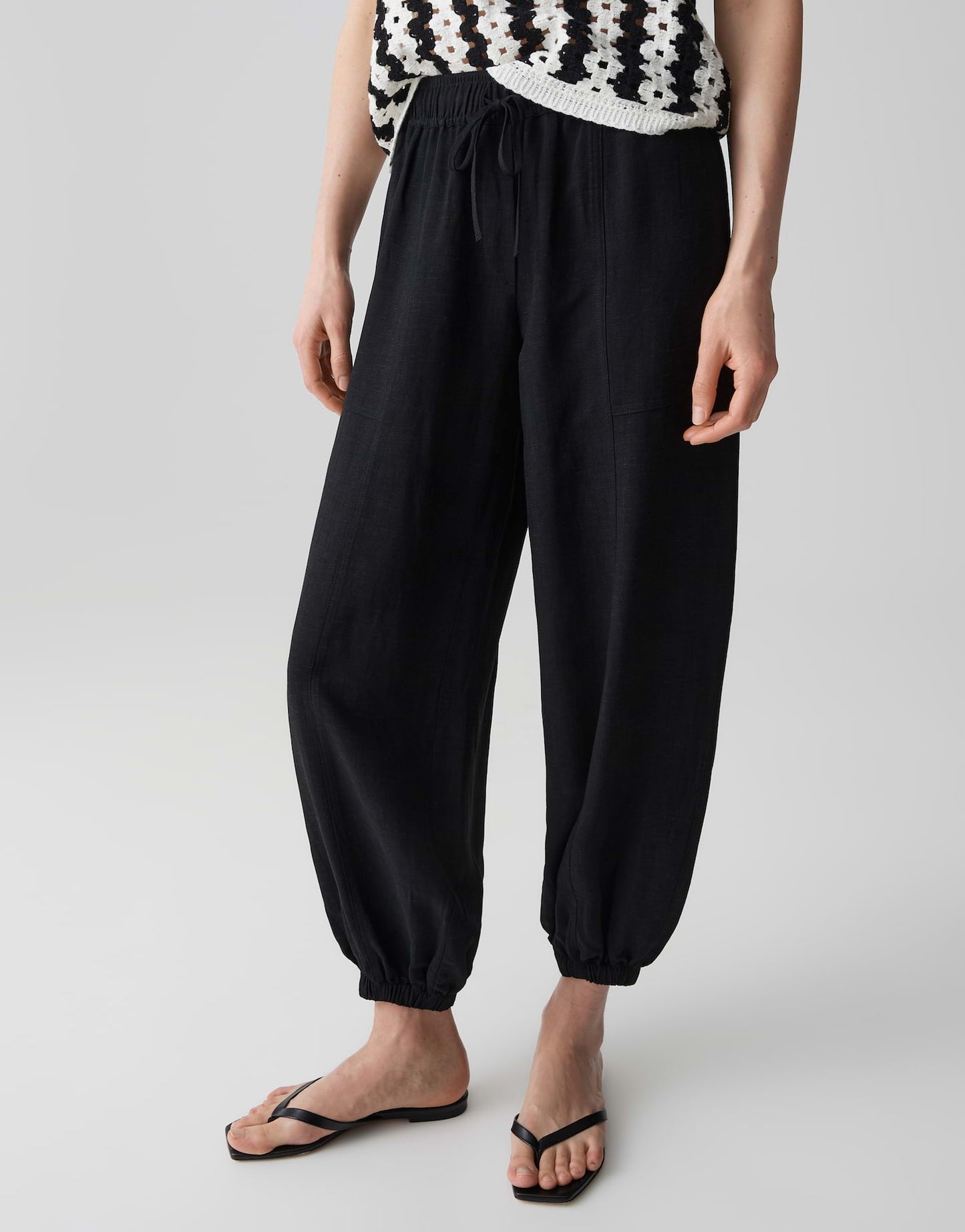 OPUS BROEK MYHA OASIS black