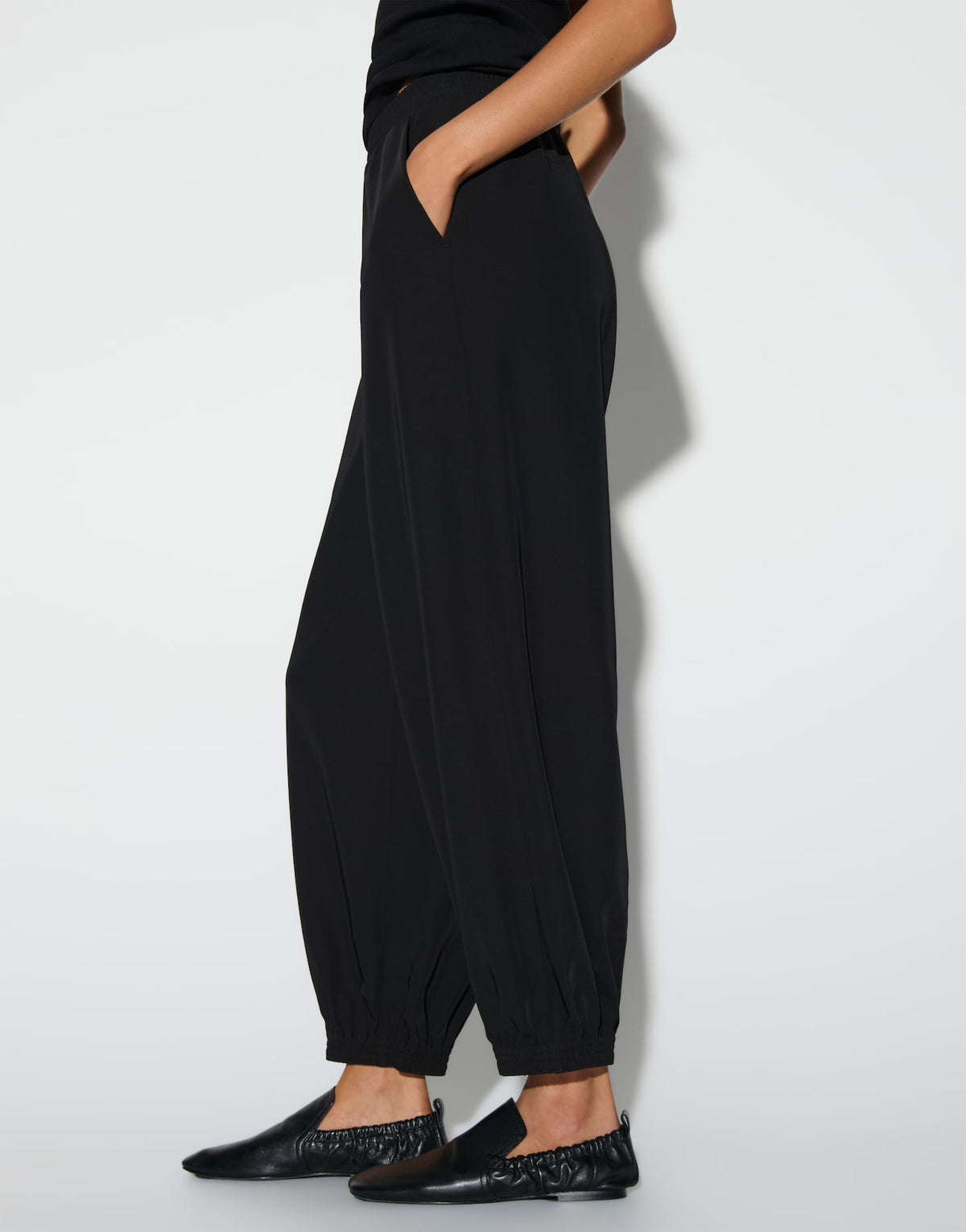 OPUS BROEK MYHA SPARK BLACK