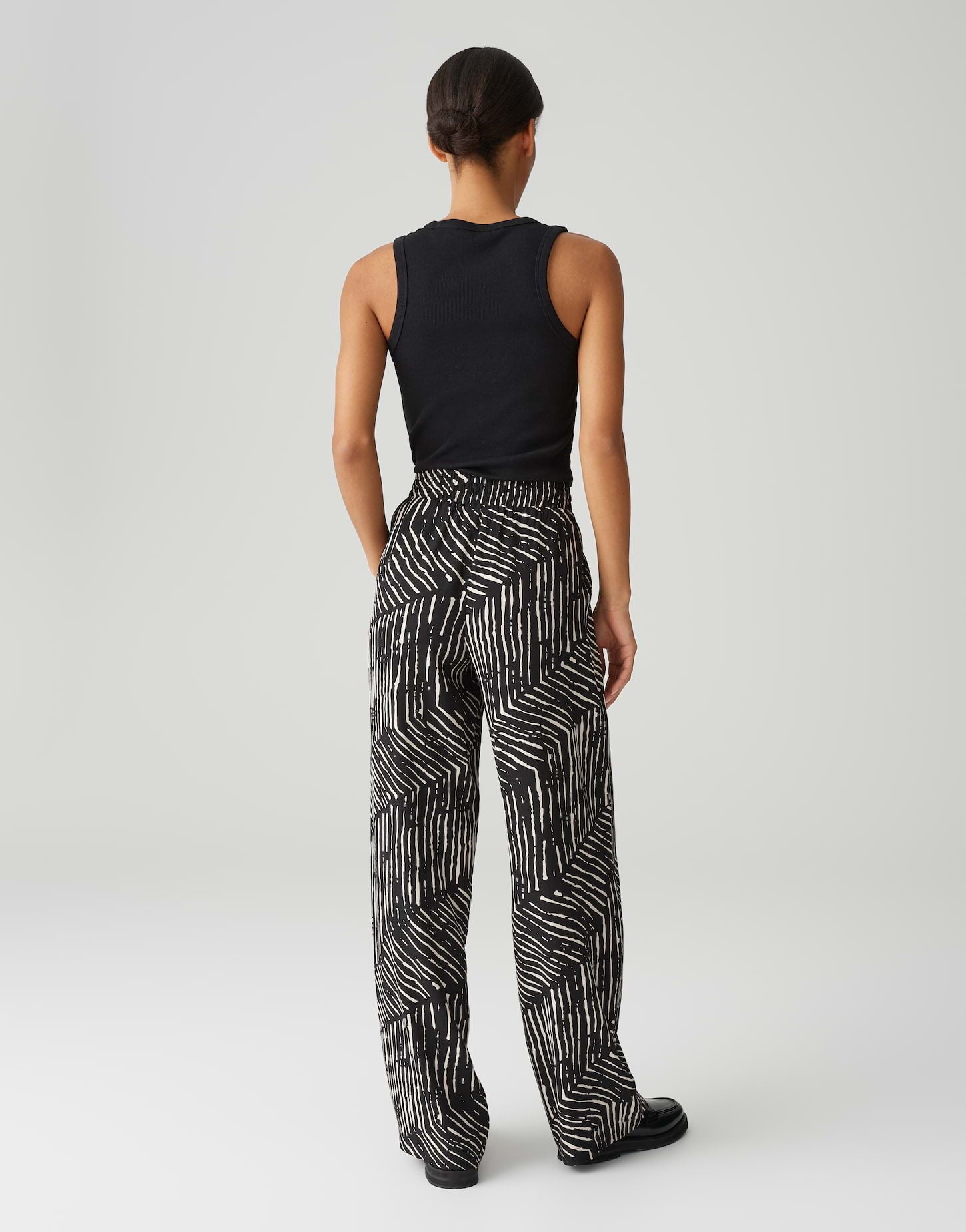 OPUS BROEK MAROU PALM LEAVES BLACK
