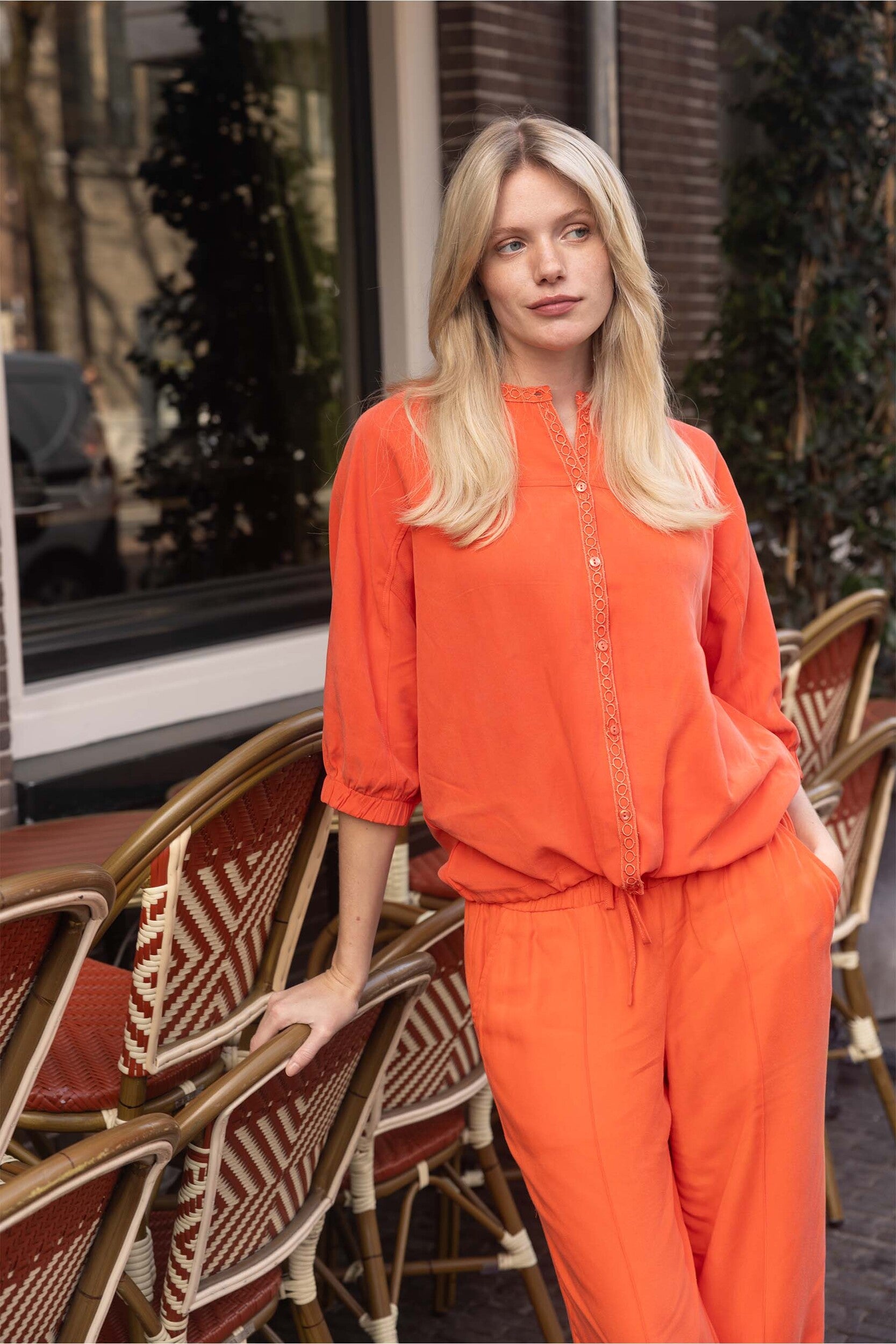 ZUSSS BLOUSE LYOCELL BALLONMOUW CORAL