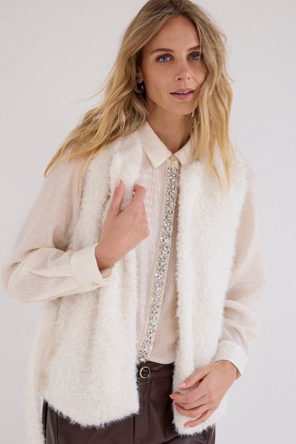 TRAMONTANA GILET BELTED TEDDY SNOW