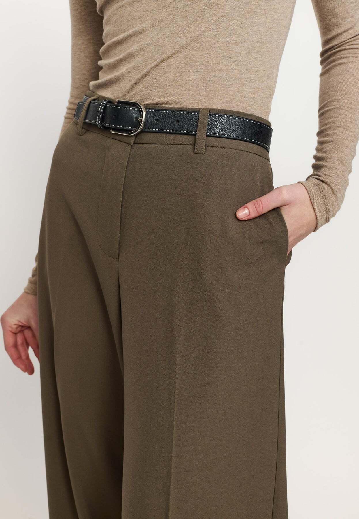 SOFT REBELS BROEK VILJA CANTEEN