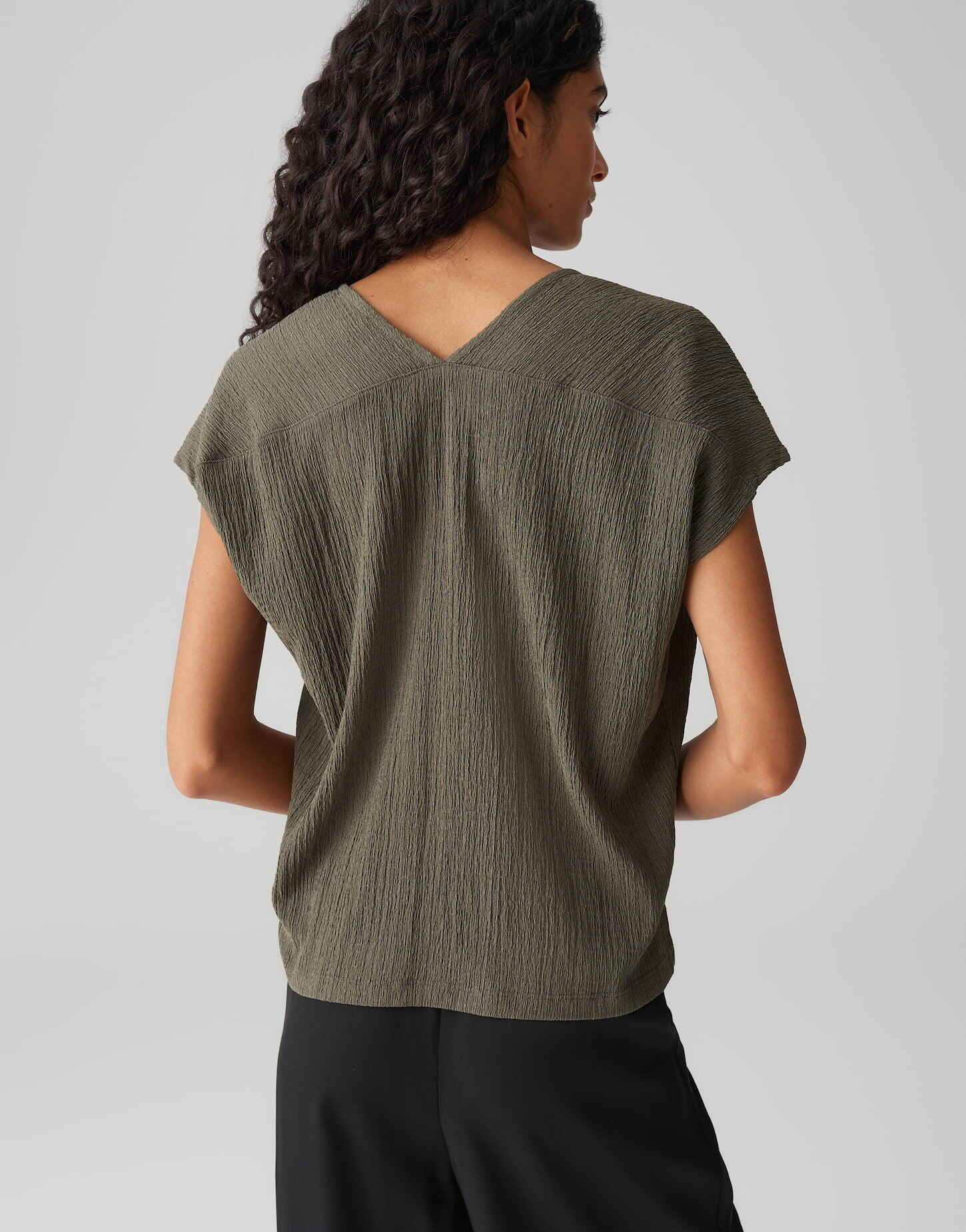 OPUS TOP SIRUKUS STRUCTURE OLIVE LEAF