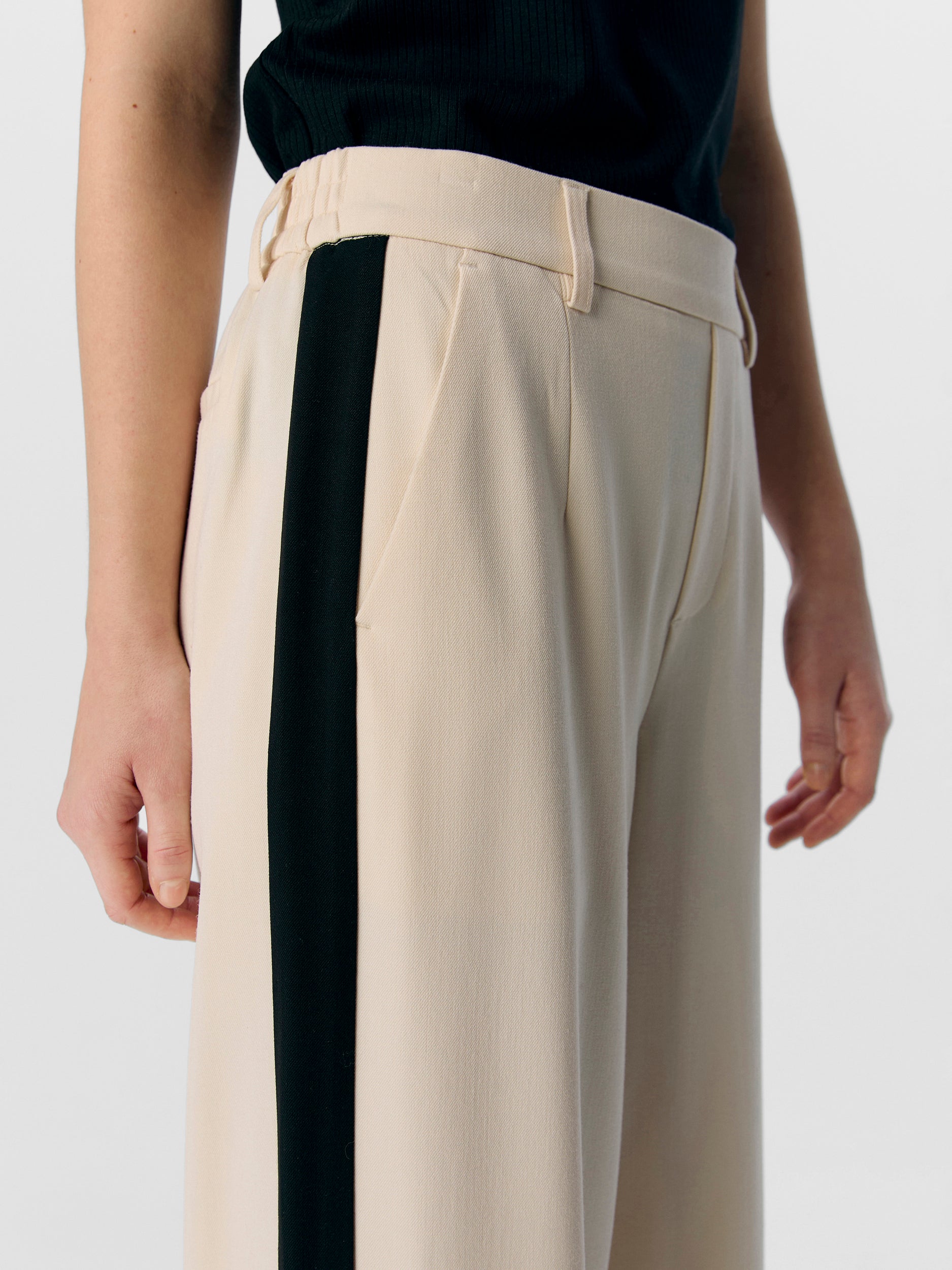 OBJECT BROEK LISA WIDE SANDSHELL/BLACK