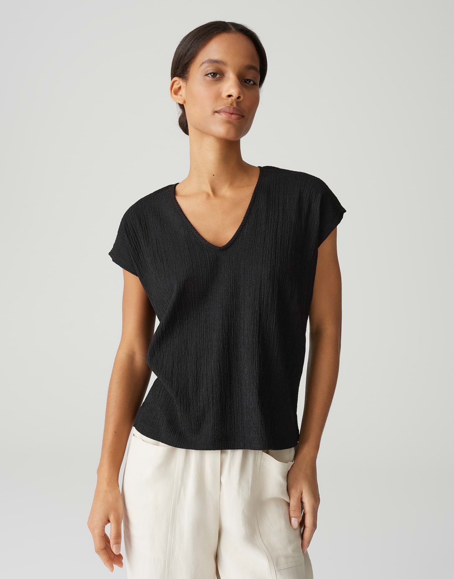 OPUS TOP SIRUKUS STRUCTURE BLACK