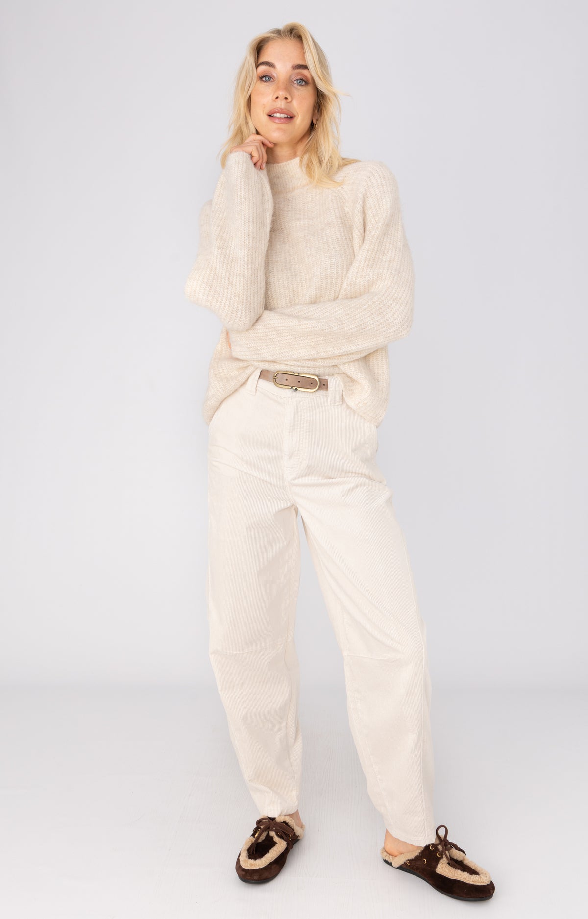 ANNA TRUI MET RUGOVERSLAG CREAM SOLID