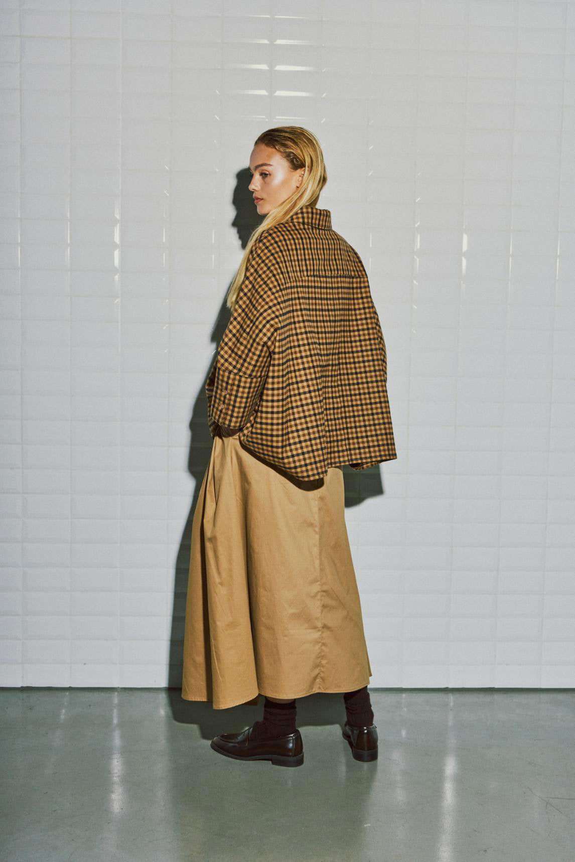 WITHBLACK BLOUSE MADISON CHECK CAMEL
