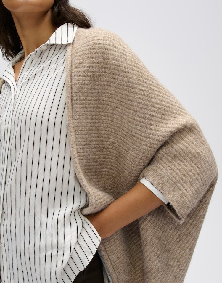 OPUS CAPE AMARYLLIS SOFT LIGHT MOCCA