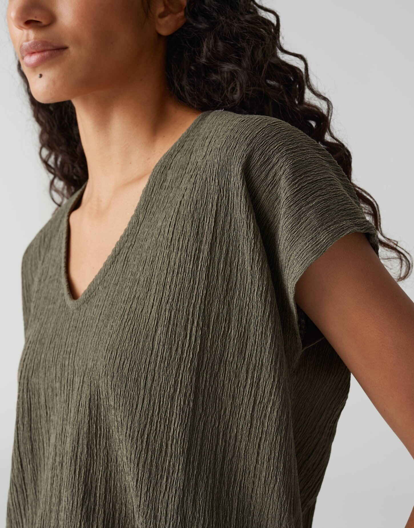 OPUS TOP SIRUKUS STRUCTURE OLIVE LEAF