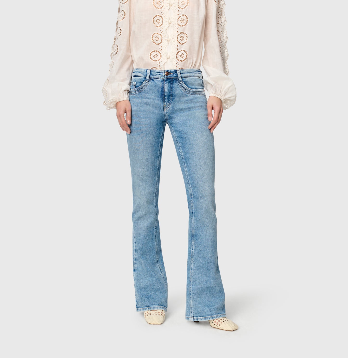 MAC JEANS DETROIT FLARED 90'S COOL WASH