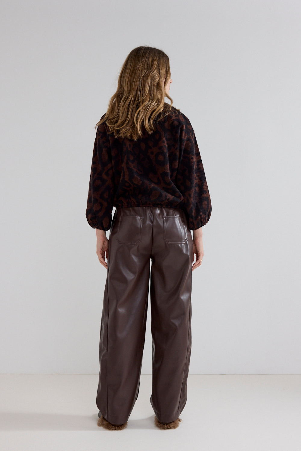 TRAMONTANA TOP SHADOW DOTS PRINT BROWN