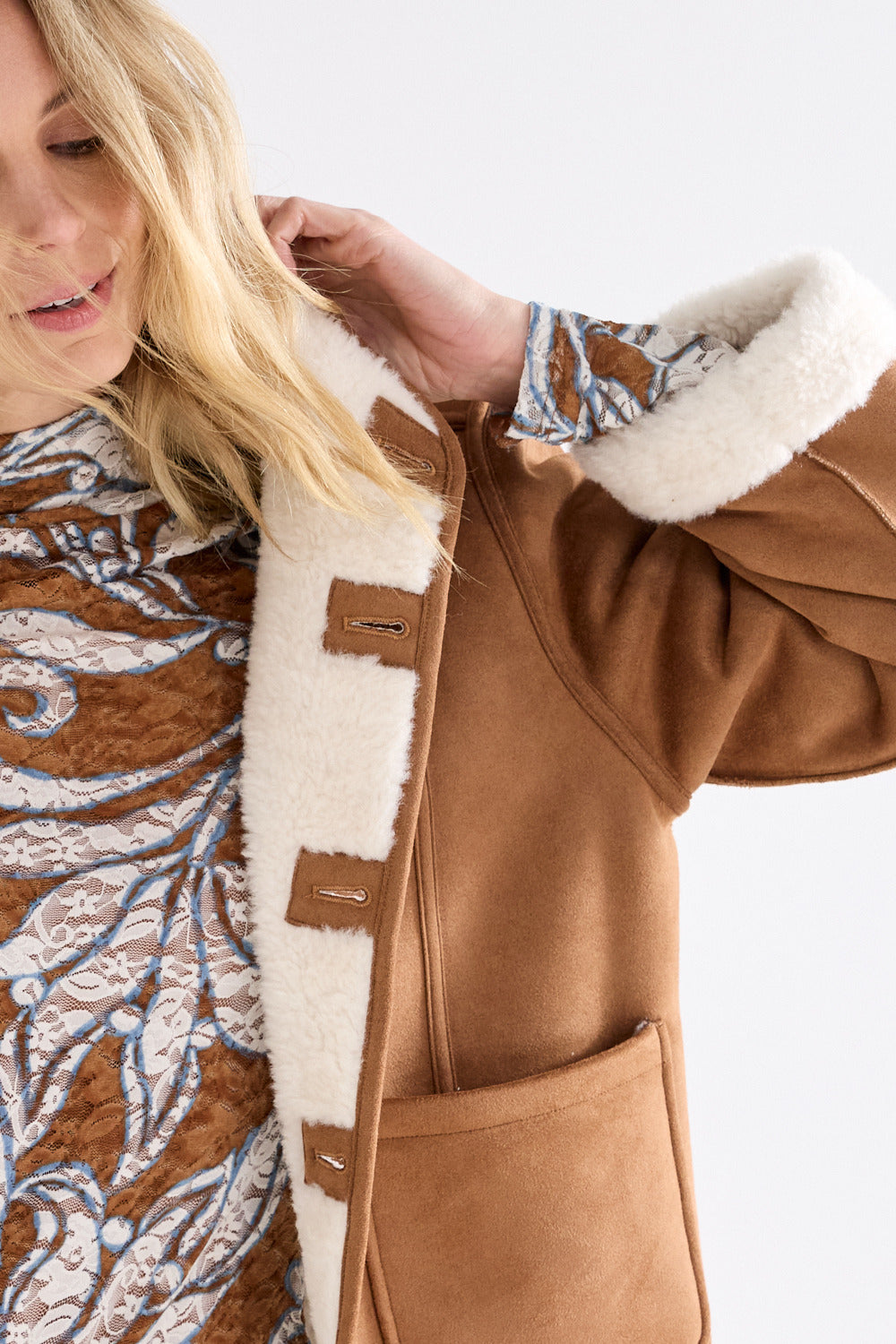 TRAMONTANA JACKET REVERSIBLE TEDDY CINNAMON