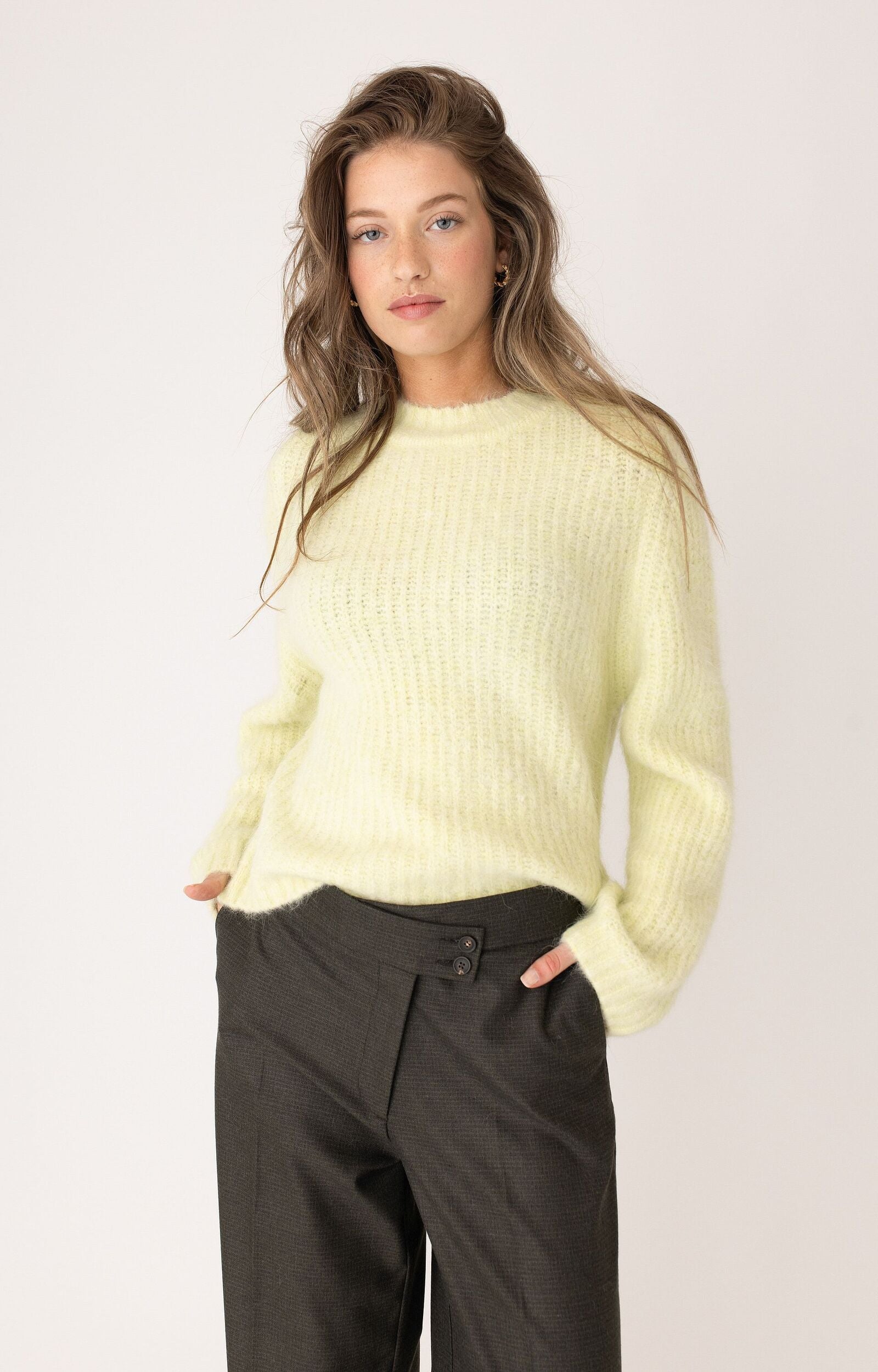 ANNA BLUE BROEK CROSS OLIVE