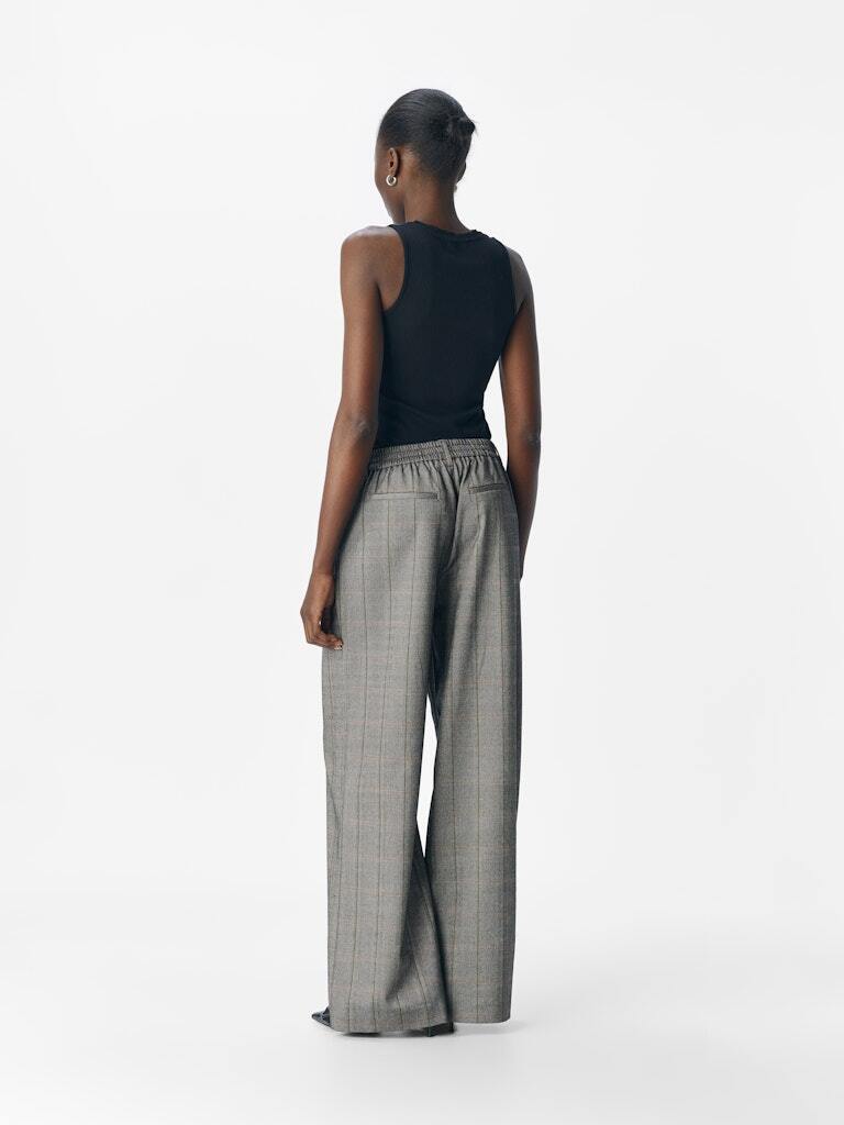OBJECT BROEK LISA WIDE BLACK/HUMUS + TANNIN