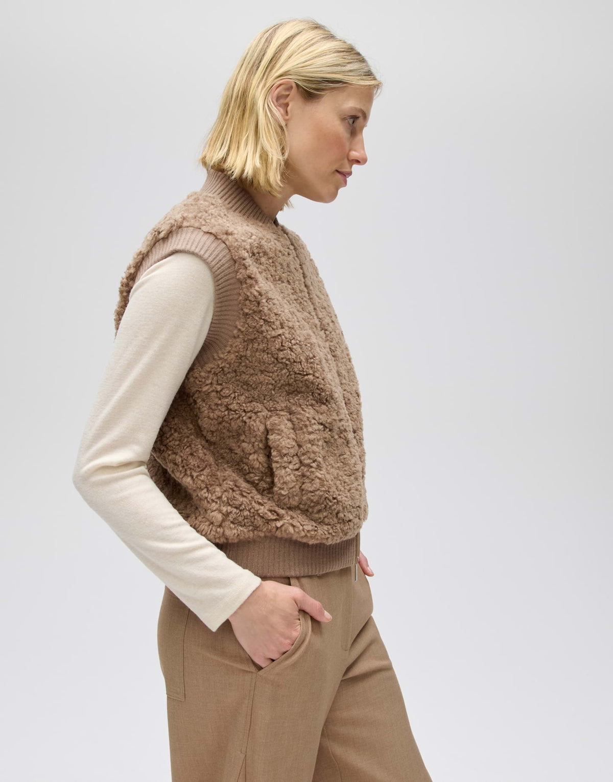 OPUS BODYWARMER GASTE LIGHT MOCCA