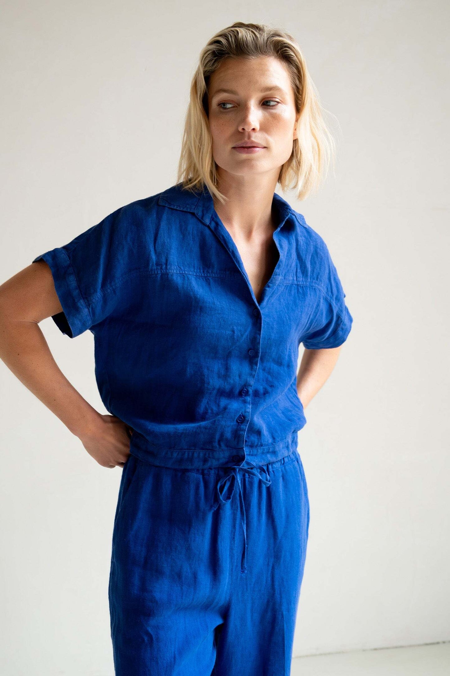 PENN&INK BLOUSE LINEN ROYAL  BLUE