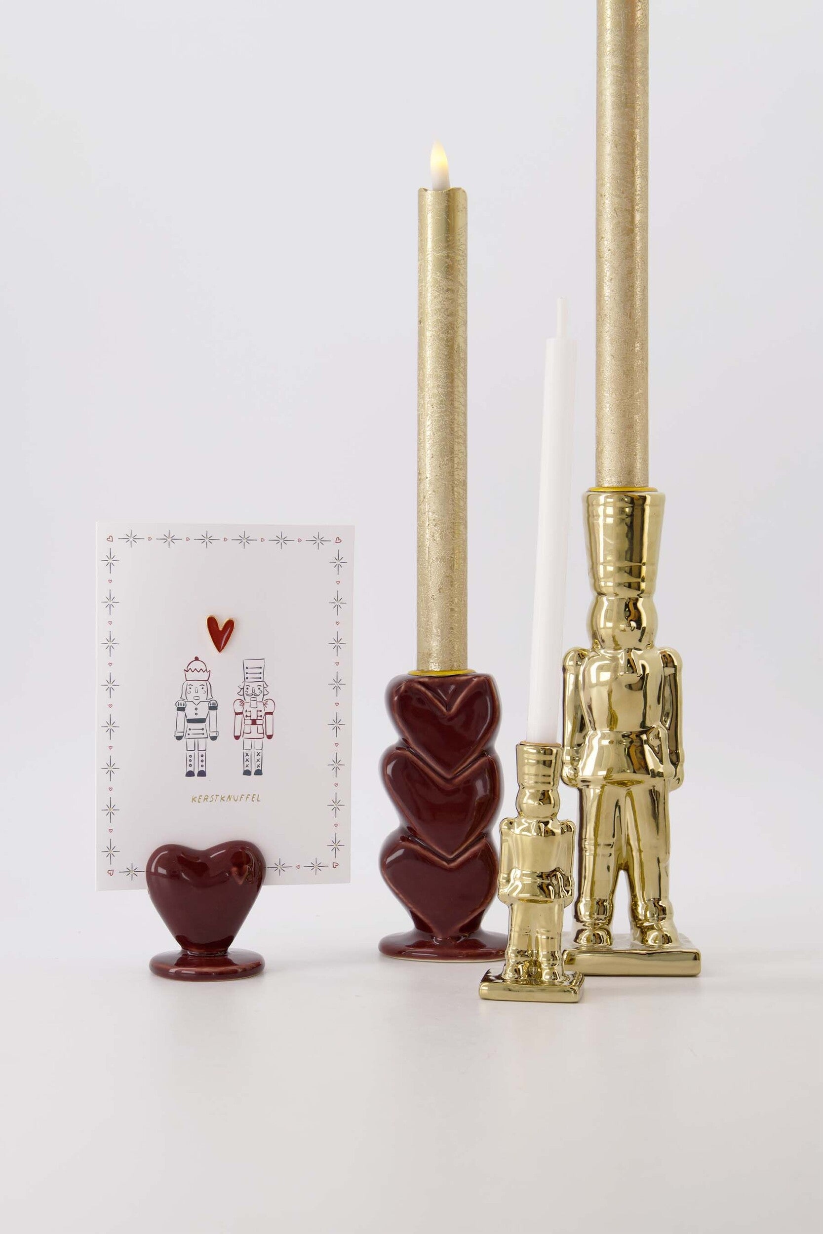 ZUSSS KANDELAAR KERAMIEK HARTJES DONKERROOD