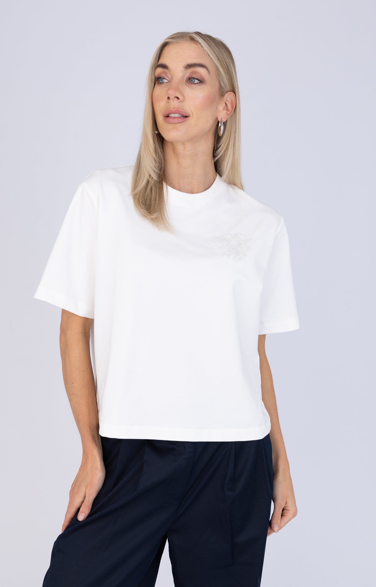ANNA T-SHIRT BOXY OFF-WHITE SOLID