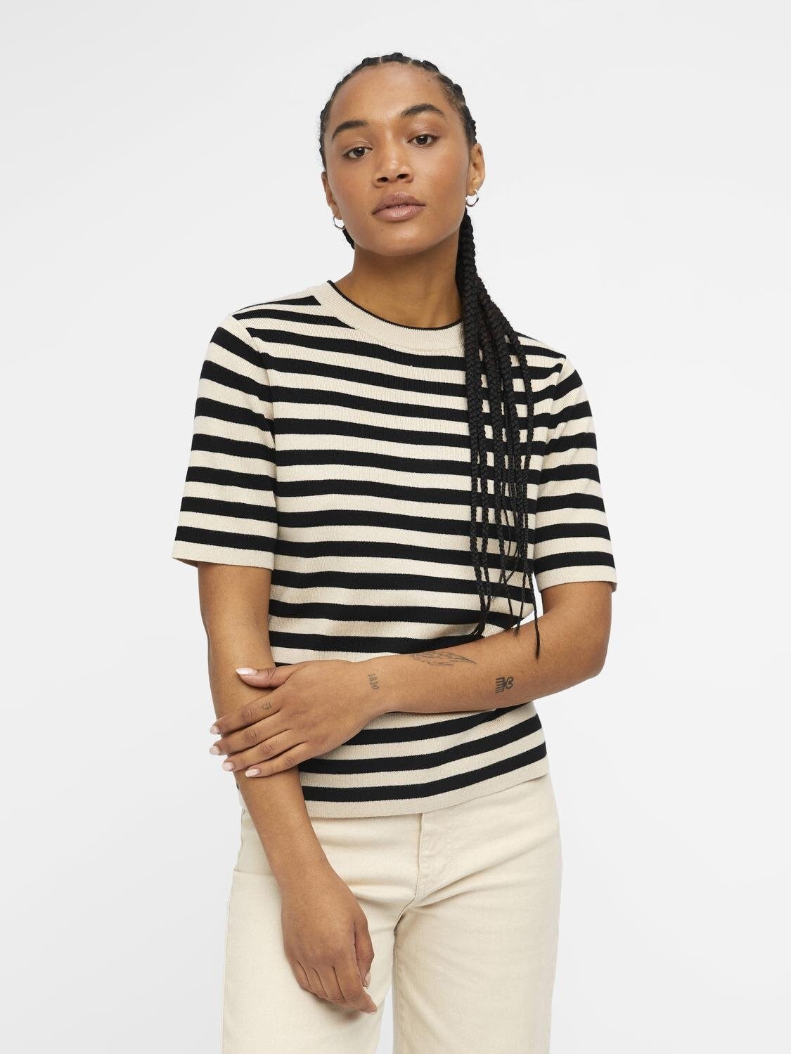 OBJECT TOP ESTER SANDSHELL/BLACK
