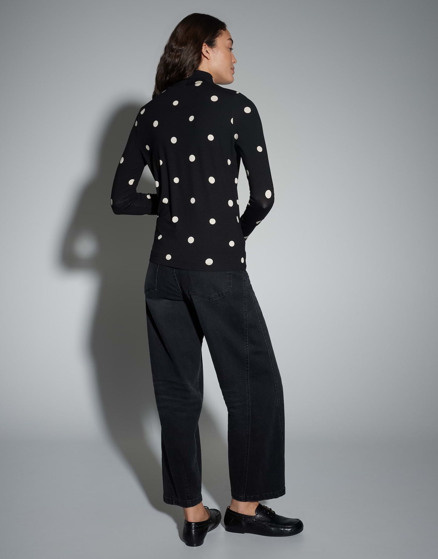 OPUS TOP SIPUNKTO BLACK