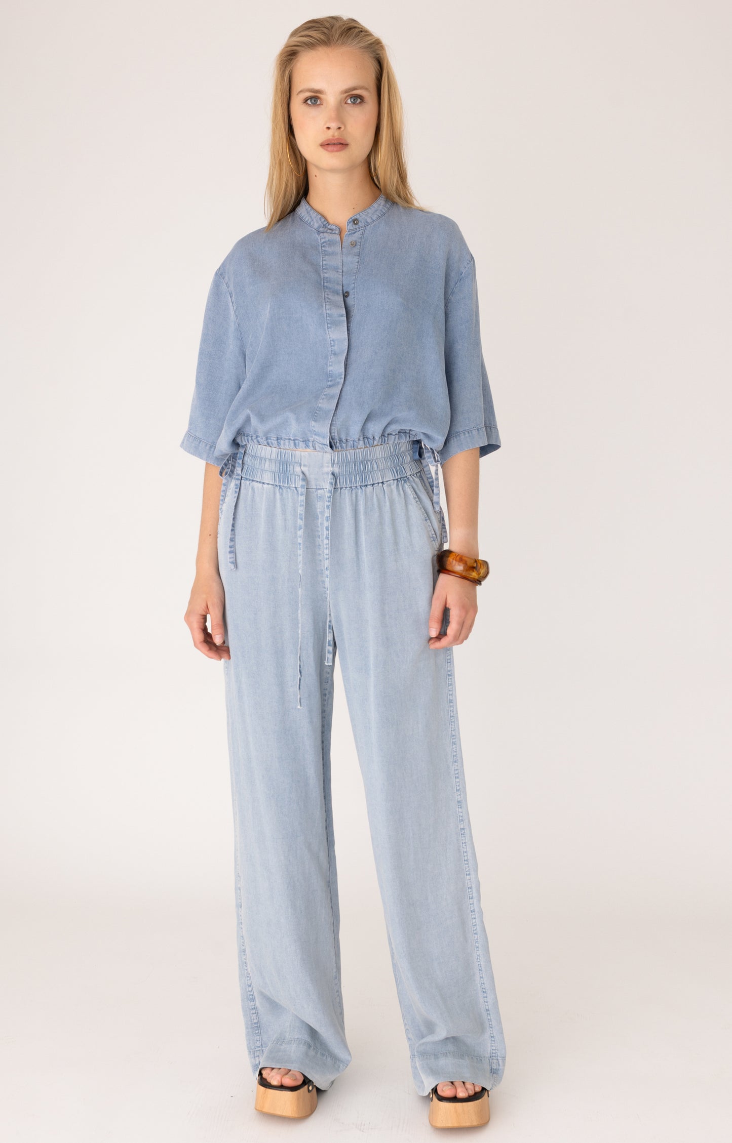 ANNA BLUE BROEK BEACH LIGHT DENIM SOLID