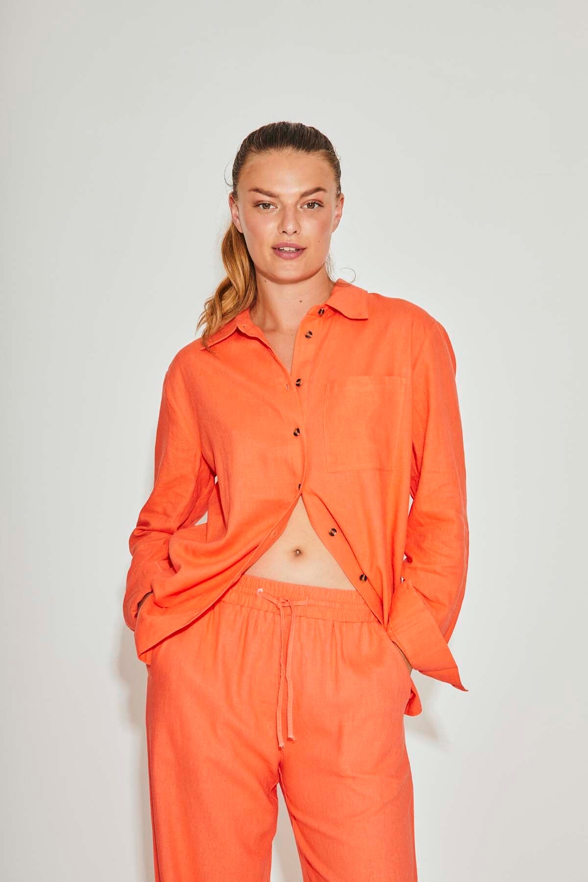 FREEQUENT BLOUSE LAVA HOT CORAL