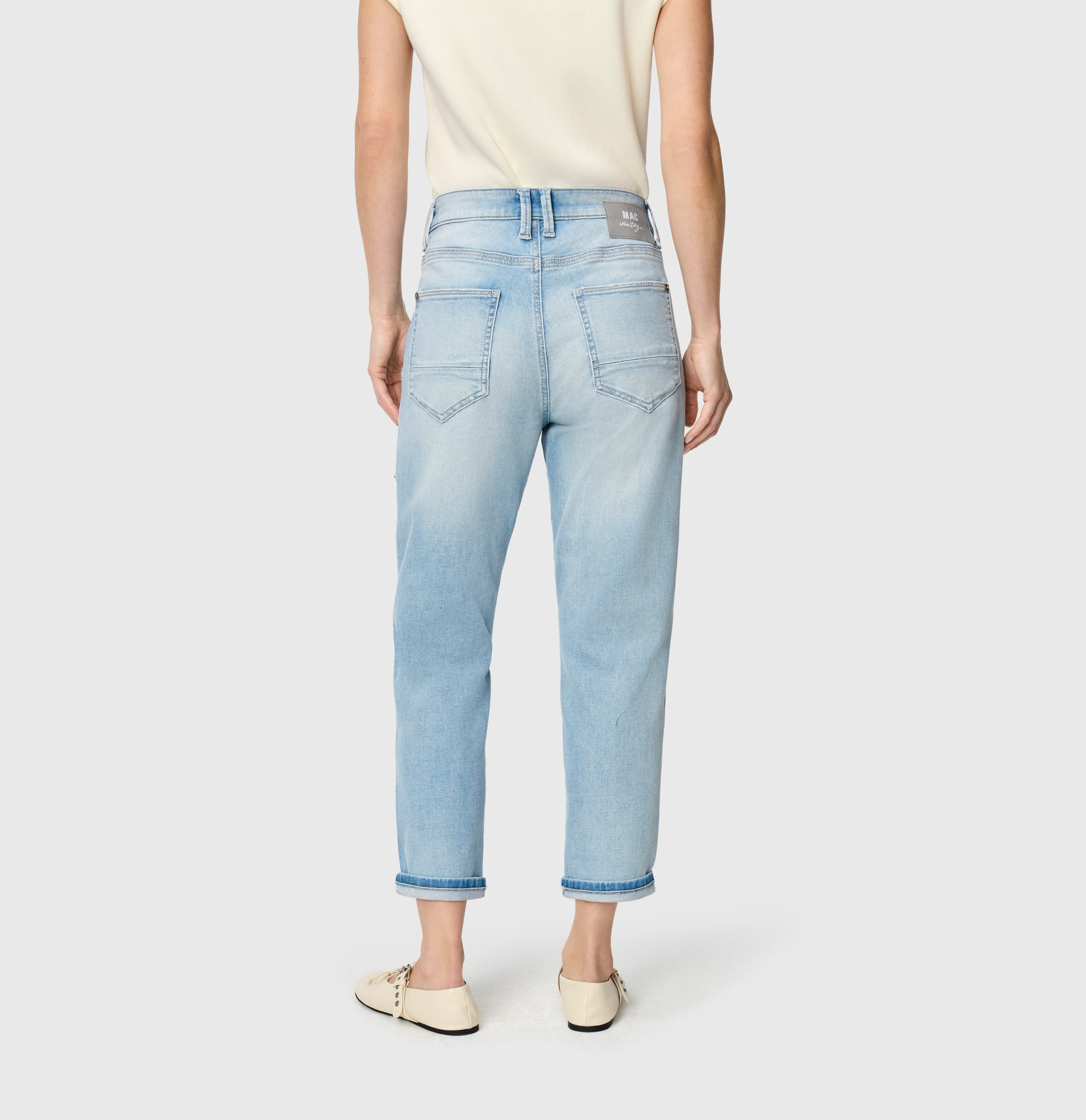 MAC JEANS IOWA BAGGY HIGH-LOW BLEACHED