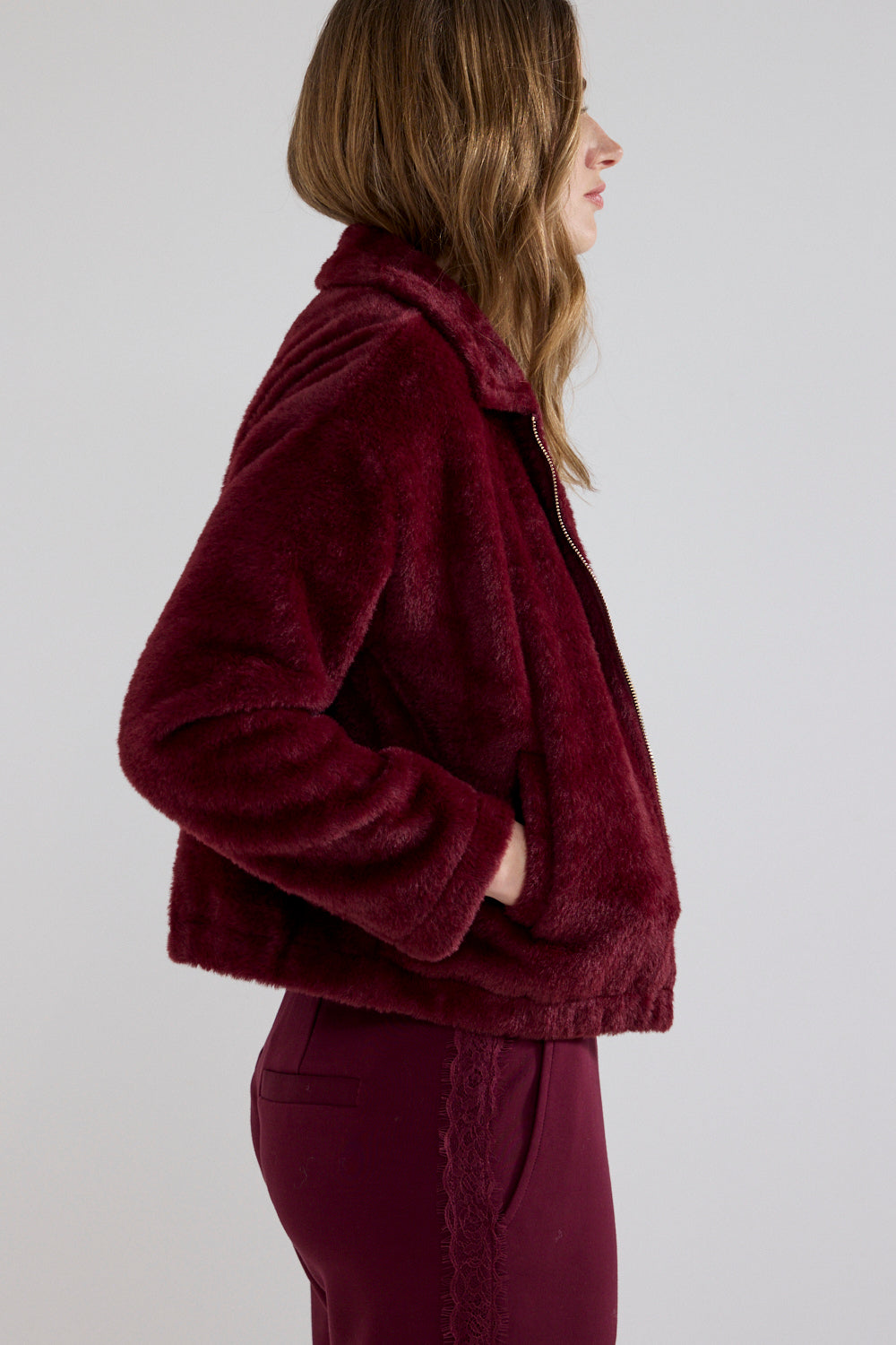 TRAMONTANA VEST FLUFFY POMEGRANATE