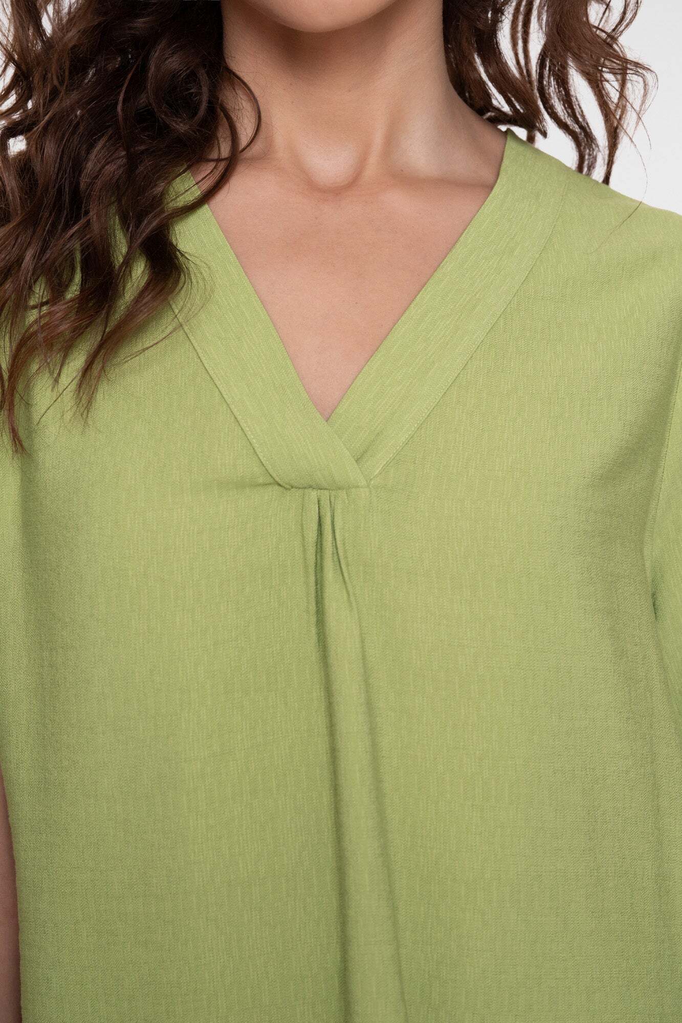 GEISHA TOP V-HALS LIGHT GREEN