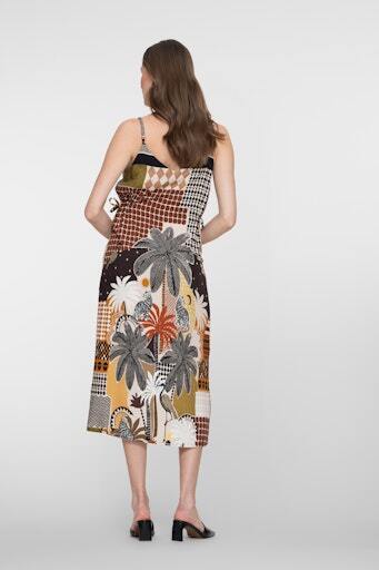 GEISHA JURK MET GRAFISCHE PRINT BRUIN/ZAND/ZWART
