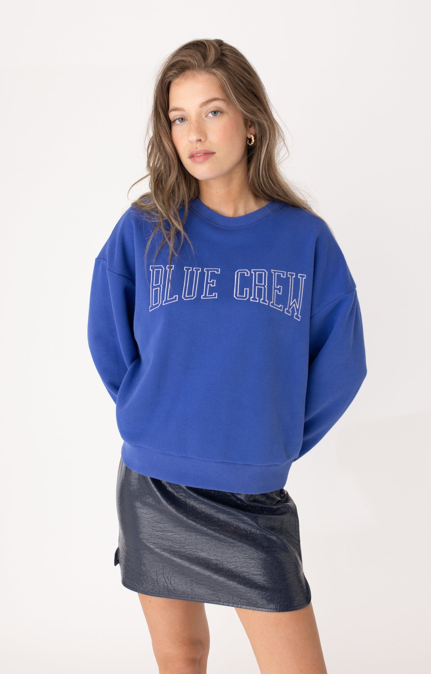 ANNA BLUE SWEATER BLUE CREW COBALT SOLID