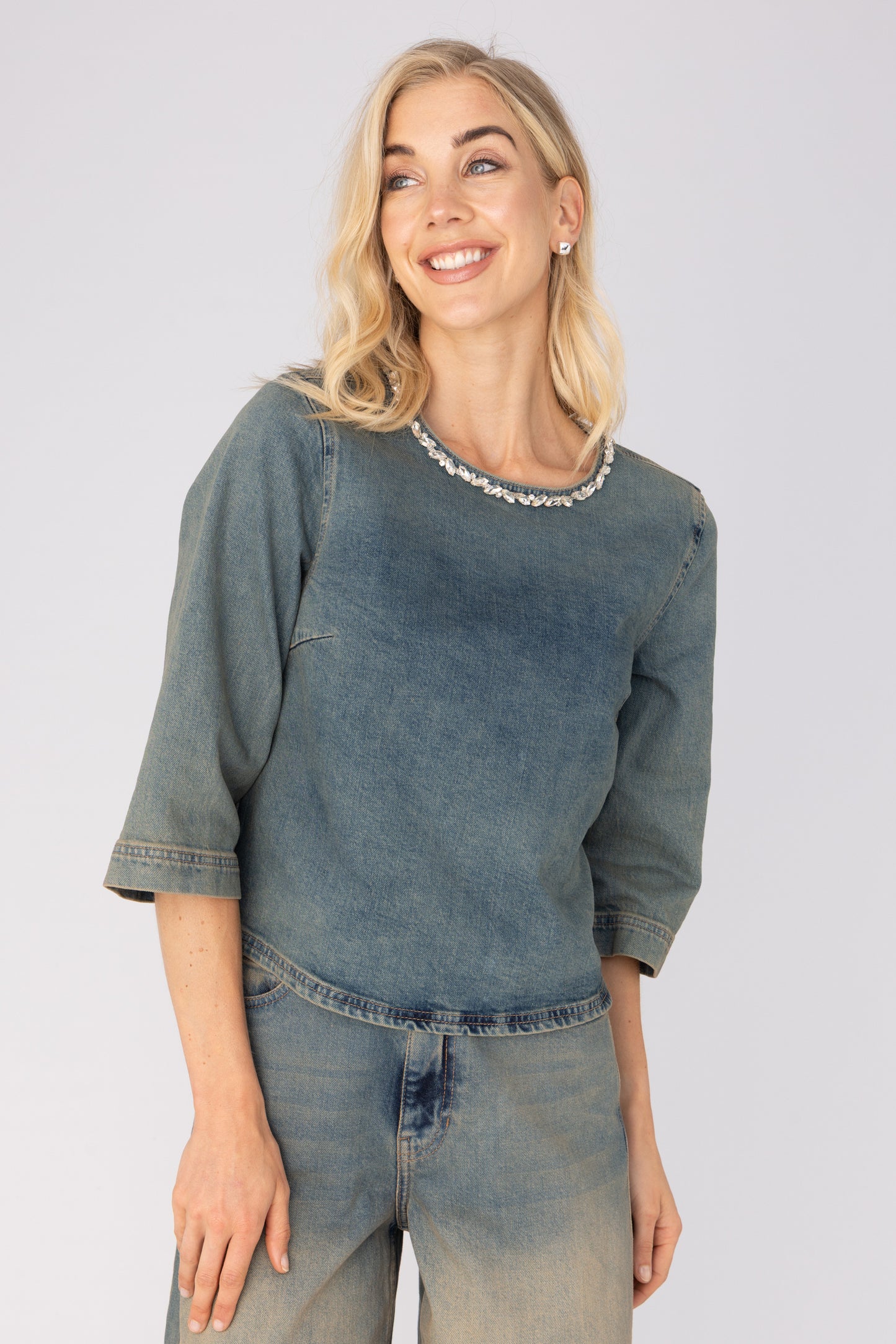 ANNA TOP TINA DIRTY DENIM