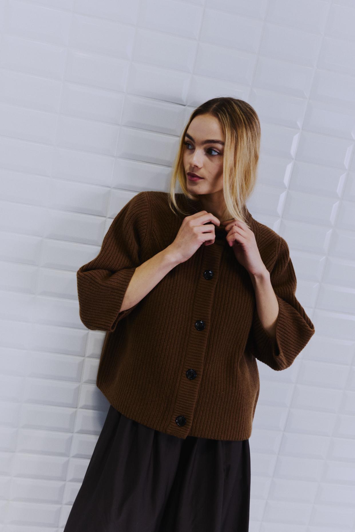 WITHBLACK VEST VIVIANNA CAMEL