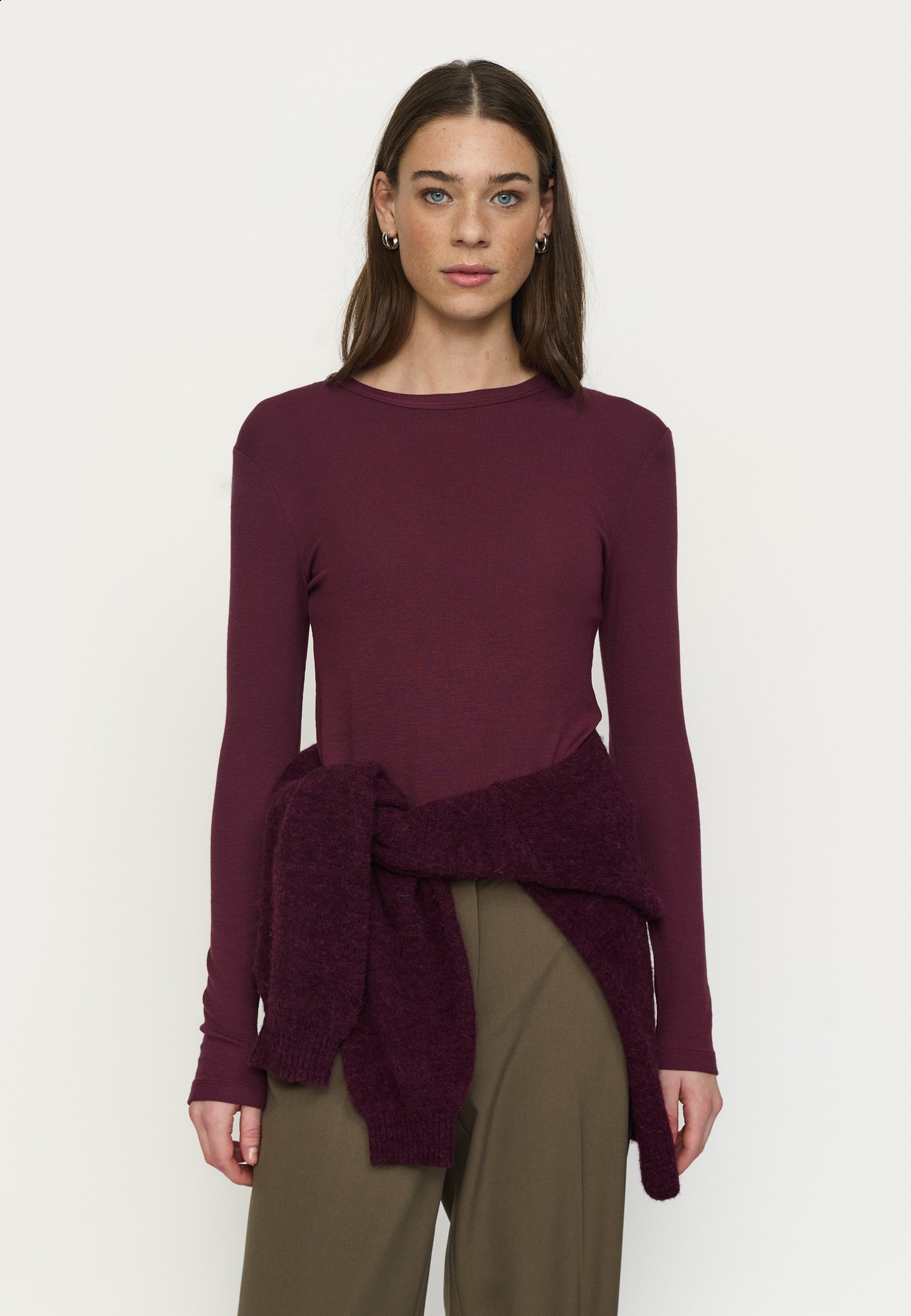SOFT REBELS LONGSLEEVE FENJA VINYARD WINE