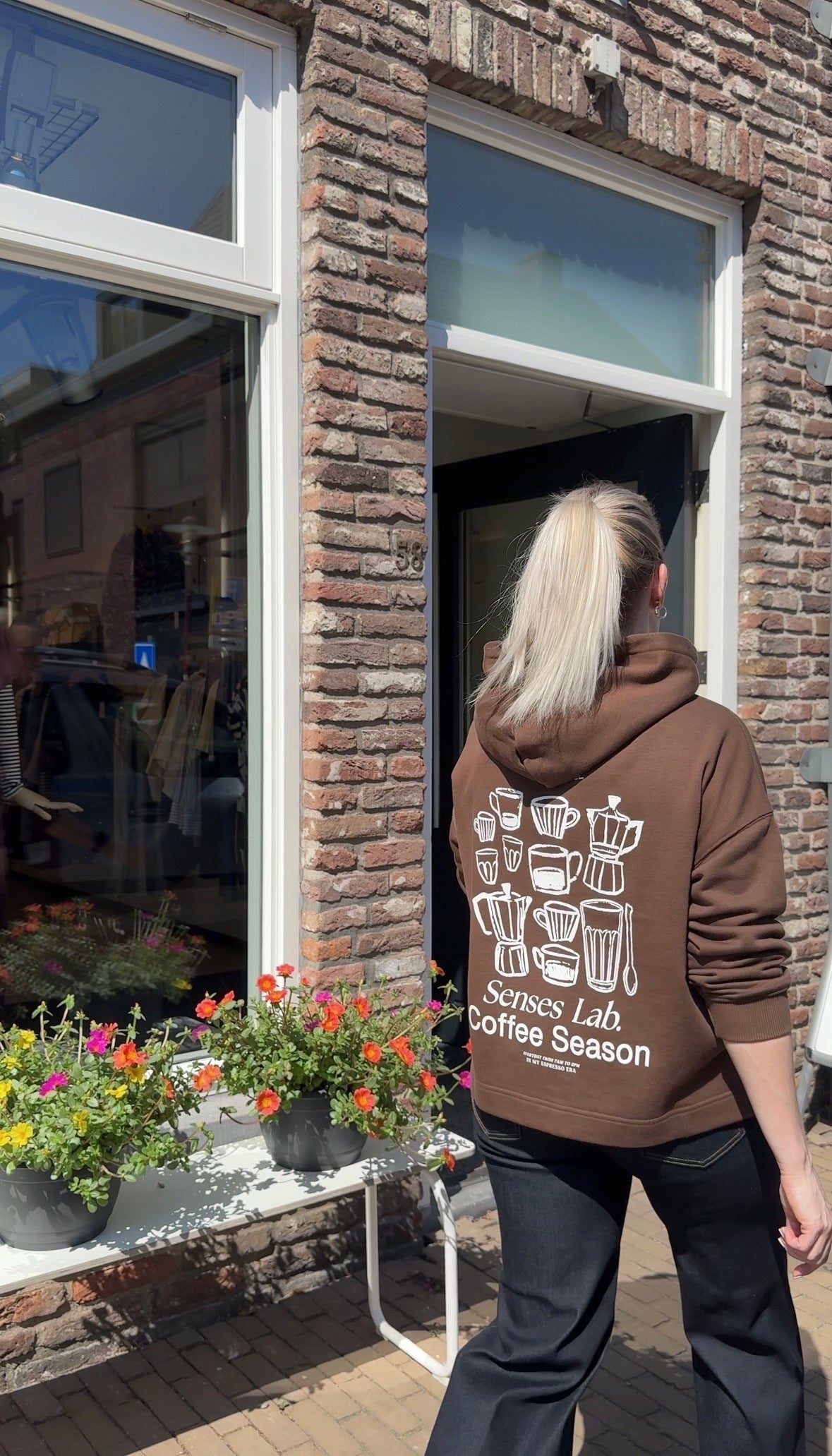 SENSES THE LABEL HOODIE  BACK PRINT BROWNIE