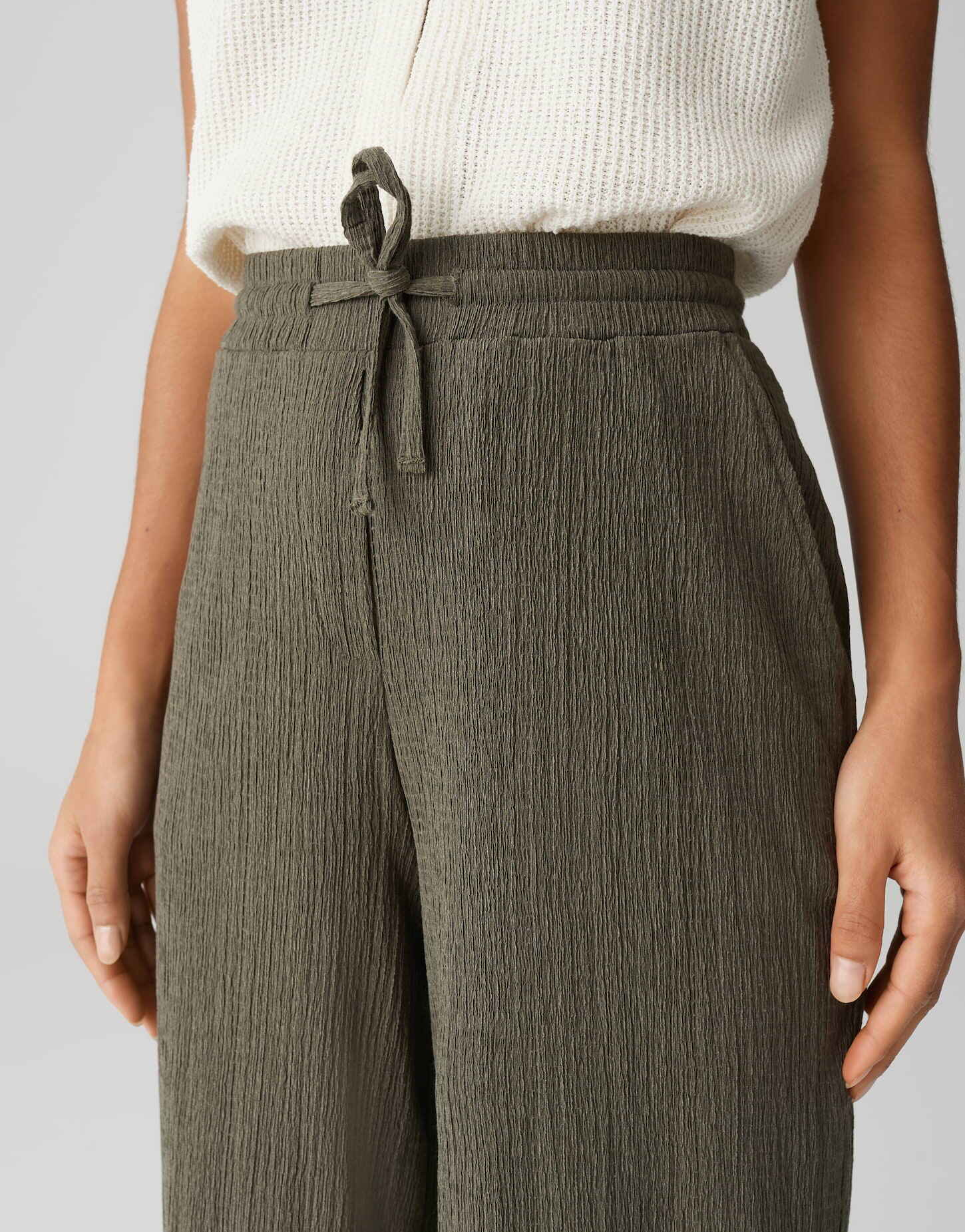 OPUS BROEK MILENI CRINKLE OLIVE LEAF